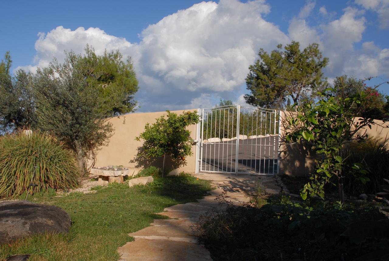 Villa Above The Sea Ein Hod Exterior foto